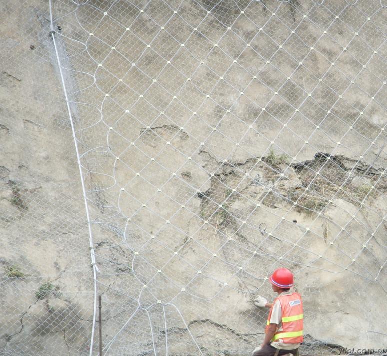 22675946.jpg 22675946.jpg